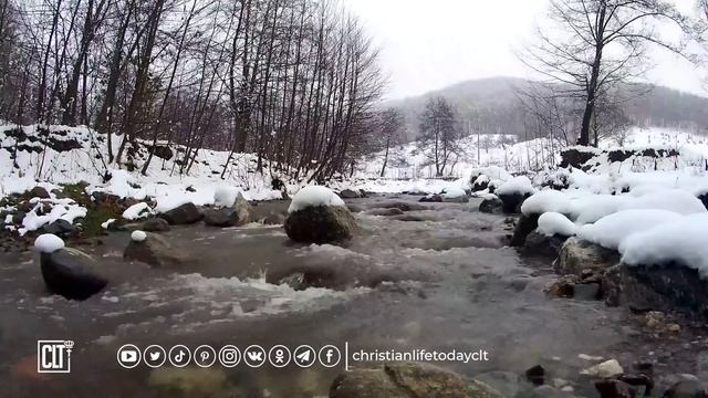 БУДЬ СИЛЬНЫМ | МОЛИТВА | Ободряющее Слово из Библии о смелости под звук ручья | Relaxing смотреть онлайн