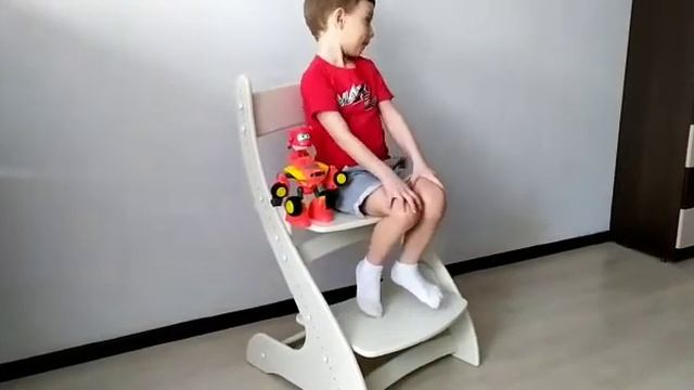 Отзыв покупателя. Растущий стул "Павлин" от фабрики "Кузя" смотреть онлайн