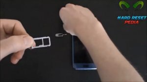 Huawei Honor 9 Insert The SIM Card