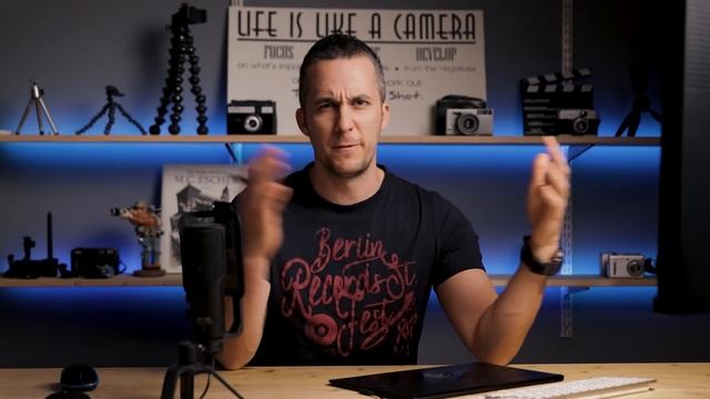 How To EASILY BEND A STREET/ROAD In Photoshop (to Make Some Cool Photo Manipulation After)