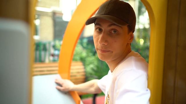 РАСХИЩЕНИЕ ДЕТСКОЙ ПЛОЩАДКИ