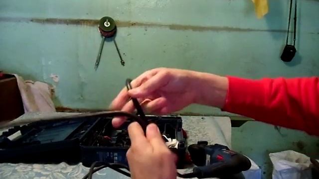 Перфоратор HILTI TE 1 и BOSCH GBH 2-20D. смотреть онлайн