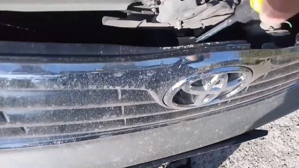 Замена решётки радиатора на Тойота Королла 9 поколения, кузов 120