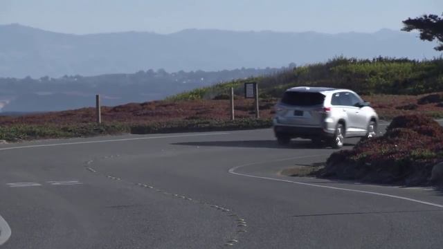 Honda Pilot vs Toyota Highlander смотреть онлайн