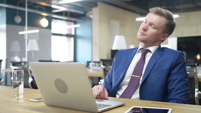 МЕДИТАЦИЯ перед СНОМ.ГЛУБОКИЙ СОН ПРИНОСЯЩИЙ СЧАСТЬЕ, УВЕРЕННОСТЬ в СЕБЕ и МАТЕРИАЛЬНЫЙ УСПЕХ. смотреть онлайн