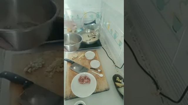 Рецепт жареных баклажан со свининой. смотреть онлайн