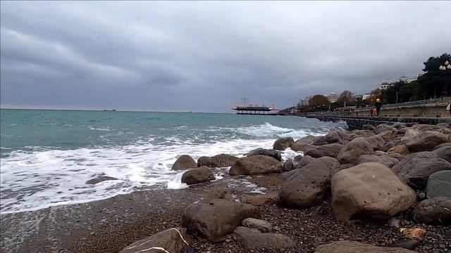 НАБЕРЕЖНАЯ 09 11 2021 МОРЕ ЯЛТА / Жизнь в Ялте смотреть онлайн
