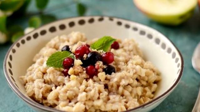 Польза овсянки - Овсяная крупа — полезный и питательный смотреть онлайн