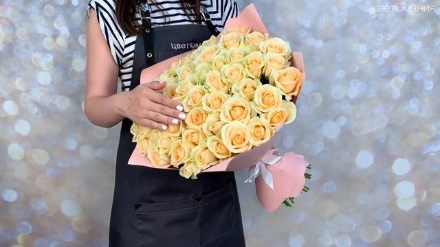 Обзор букета из 51 кремовой ароматной розы 40 см (Россия) смотреть онлайн