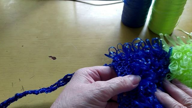 МОКАСИНЫ, МОЧАЛКИ, БРЕЛОК. ВЯЗАНИЕ КРЮЧКОМ. смотреть онлайн