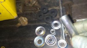 замена задних стоек стабилизатора MITSUBISHI GRANDIS