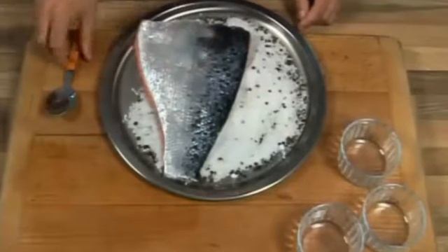 Соленый маринованный лосось смотреть онлайн