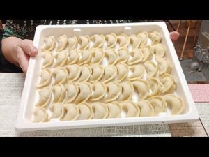 "Жизнь на пенсии"... Пока  стоят морозы, лепим вареники с грибами и картошкой..!!!