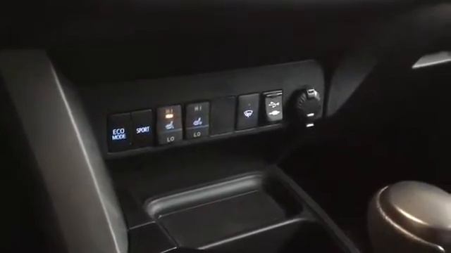 2018 Toyota RAV4 AWD XLE | Toyota Northwest Edmonton | 8RA5105 смотреть онлайн