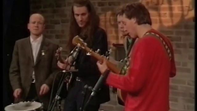 Farmers Market - A Few Rubels More смотреть онлайн