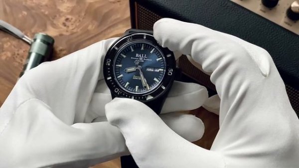 ДЛЯ ЧЕГО НА ЧАСАХ БЕЗЕЛЬ И КАК ИМ ПОЛЬЗОВАТЬСЯ?