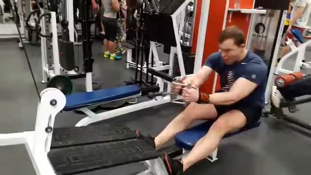 Прокачка спины #спорт #тренировка #спортзал #тренер #команда # фитнес #olimpictouch смотреть онлайн