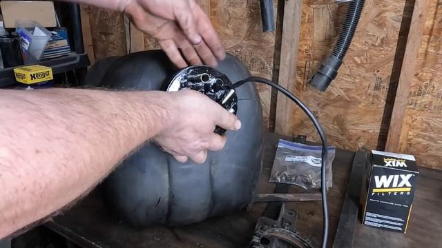 Volvo 740 Diesel Fuel System Overhaul and Line Replacement смотреть онлайн