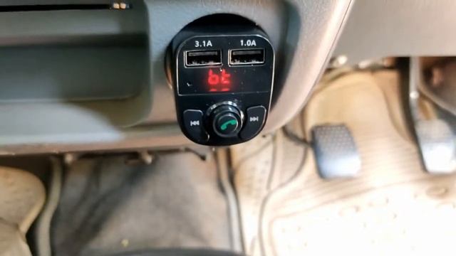 CARx8 Bluetooth Wireless Car FM Transmitter Charger with Handsfree Calling Review Unboxing & Instal смотреть онлайн