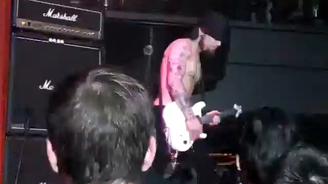 Dave Navarro plays "The Wall" @ Haze Nightclub Las Vegas смотреть онлайн