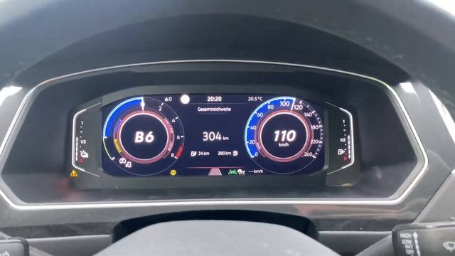 VW Tiguan eHybrid acceleration 100% electric смотреть онлайн