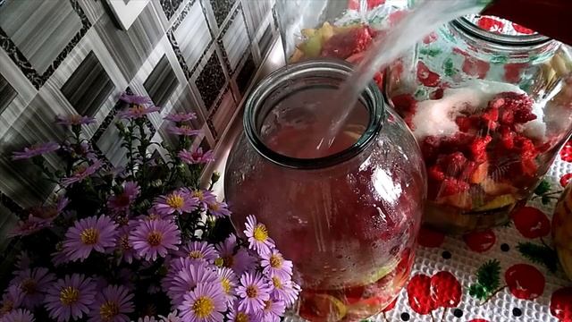 Компот из айвы и малины на зиму | Heyva ve malina kampotu смотреть онлайн