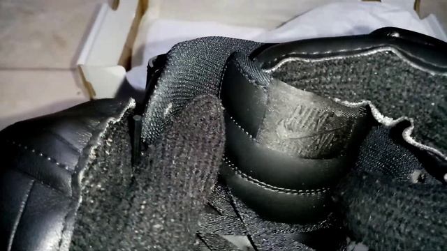 NIKE AIR FORCE ONE BLACK MID | UNBOXING AND REVIEW смотреть онлайн