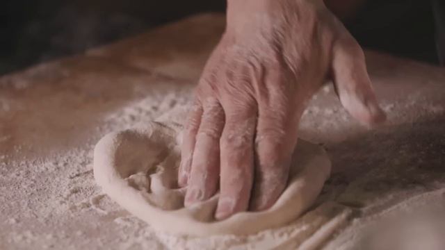 Midnight Margherita Pizza in Naples | Jamie Oliver & Gennaro Contaldo | Jamie Cooks Italy смотреть онлайн