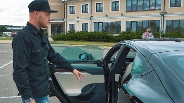 Tesla Plaid Model S - разгон до 100 км/ч за 1.99 секунды! Тесла Плайд приехала в Беларусь - Обзор