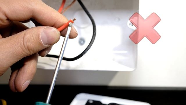How to wire any South African wall plug outlet / socket - Tutorial смотреть онлайн