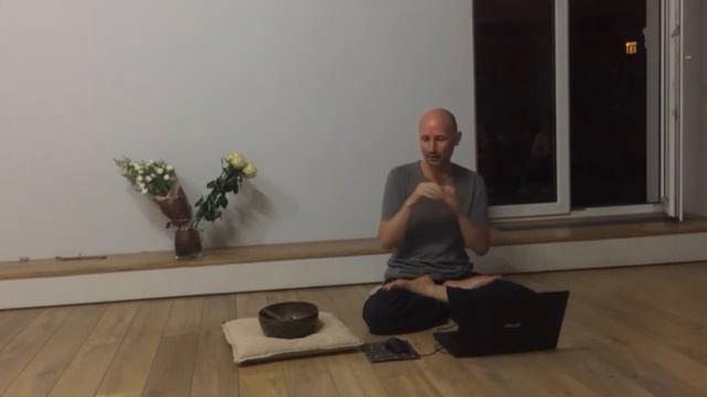 06. Проблема аутентичности (Зачем нам просто сидеть?). смотреть онлайн