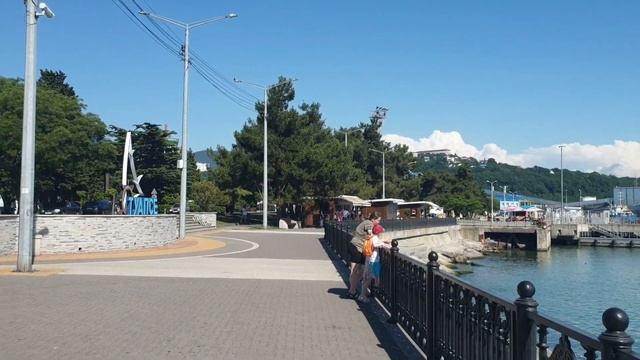 Туапсе - город воинской славы. Морской порт. Прогулка по набережной. Погода 1 июля 2022 года смотреть онлайн