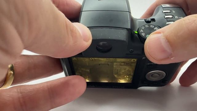 Kodak Easyshare Z712 IS 7.1 MP Digital Camera смотреть онлайн