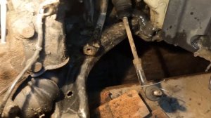 Замена шаровой опоры.Форд Фиеста Мк6. Ford Fiesta Мк6