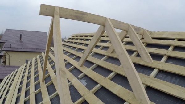 КАК СДЕЛАТЬ КРЫШУ / КРЫША С КУКУШКОЙ / переделываю крышу после зимы / часть 1