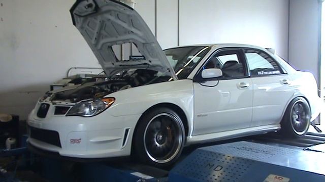 FLI's Flagship 001 GT35 fully built 459 whp, 434 wtq 2006 Subaru STI, built and tuned by FLI. смотреть онлайн