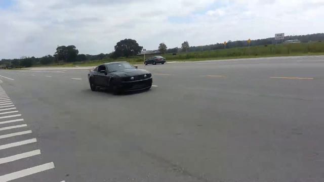 Mustang Sherrod 5.0 Fly-by смотреть онлайн