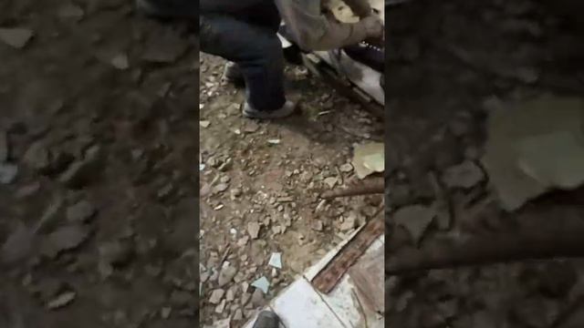 Заклинил двигатель от масла Лукойл.б смотреть онлайн