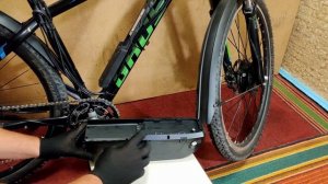 Установка аккумулятора в корпусе Hailong MAX в раму 17" М.