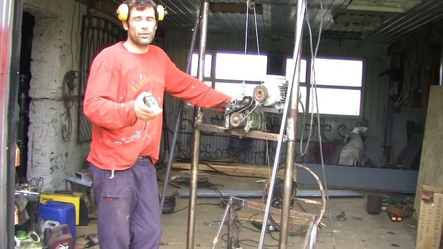 Самодельная буровая установка сваи столбы фундамент забор смотреть онлайн