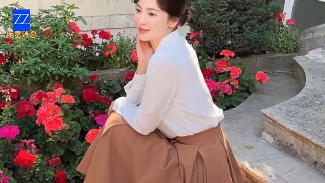 李敏镐和宋慧乔在U40时展现出迷人的外貌，让粉丝们着迷不已。 смотреть онлайн