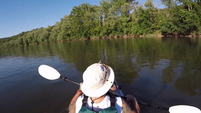 Kayak Video Test смотреть онлайн