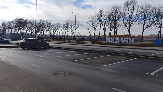 ПЕРЕЕХАЛИ НА КУБАНЬ СЫН ПРОВЕЛ ПО СВОЕМУ РАЙОНУ Краснодарский поселок и рядом Рождество в бассейне смотреть онлайн