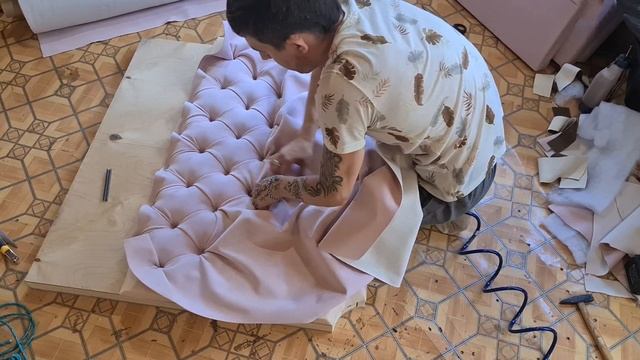 Подробный мастеркласс по каретной стяжке. Каретная стяжка легко. Обучение за 15 минут капитоне. смотреть онлайн