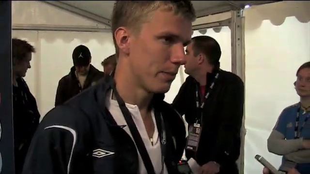 Pontus Wernbloom gnäller på Gustav Svensson смотреть онлайн
