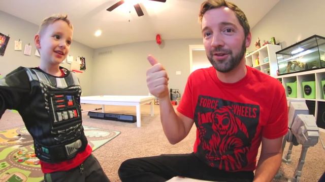 DAD GIVES SON A STAR WARS QUIZ! смотреть онлайн
