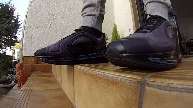 Nike Air Max 720 Black Unboxing and on Feet Review смотреть онлайн