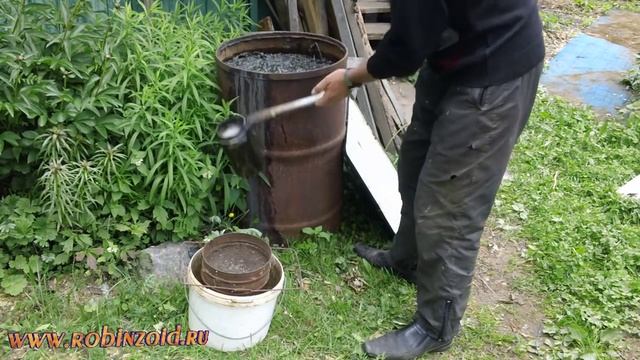 Бяка из сныти. Жидкое зелёное удобрение и как его сделать из подручных материалов. смотреть онлайн