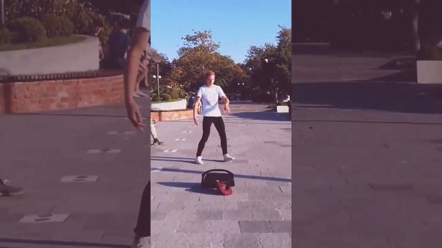 Современные танцы на улицах Зеленоградска смотреть онлайн