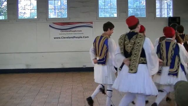 Spring step Greek dance from Island of Naxos in Aegean Sea смотреть онлайн